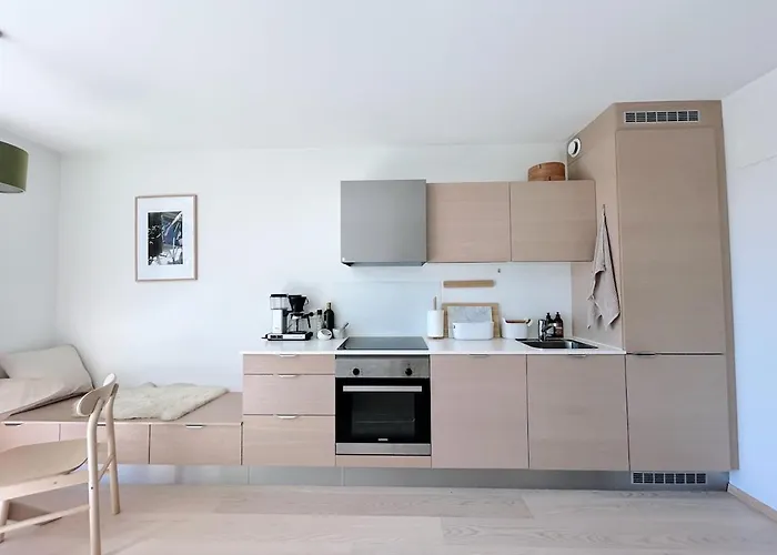 Modern With Big Rooftop Terrace Apartmán